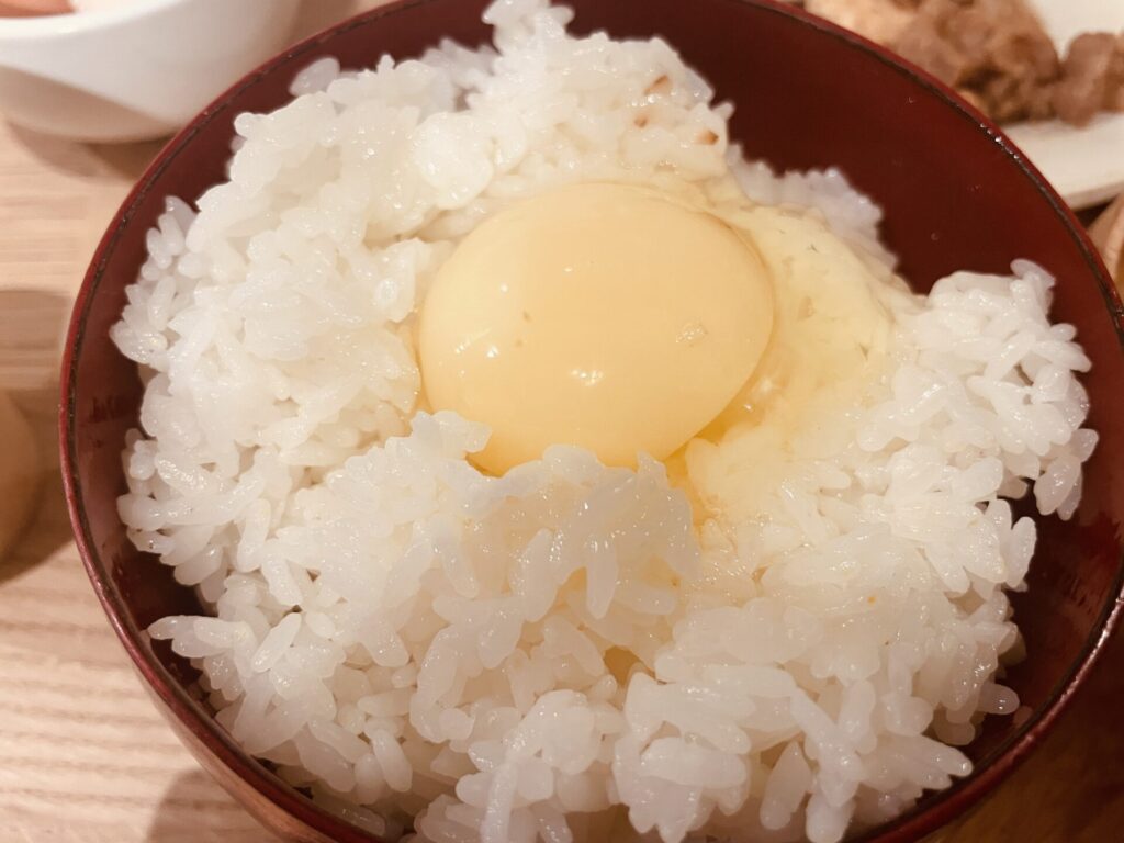 池袋西口　ヒャ/とろり。　季節の肉豆腐TKG定食⑪