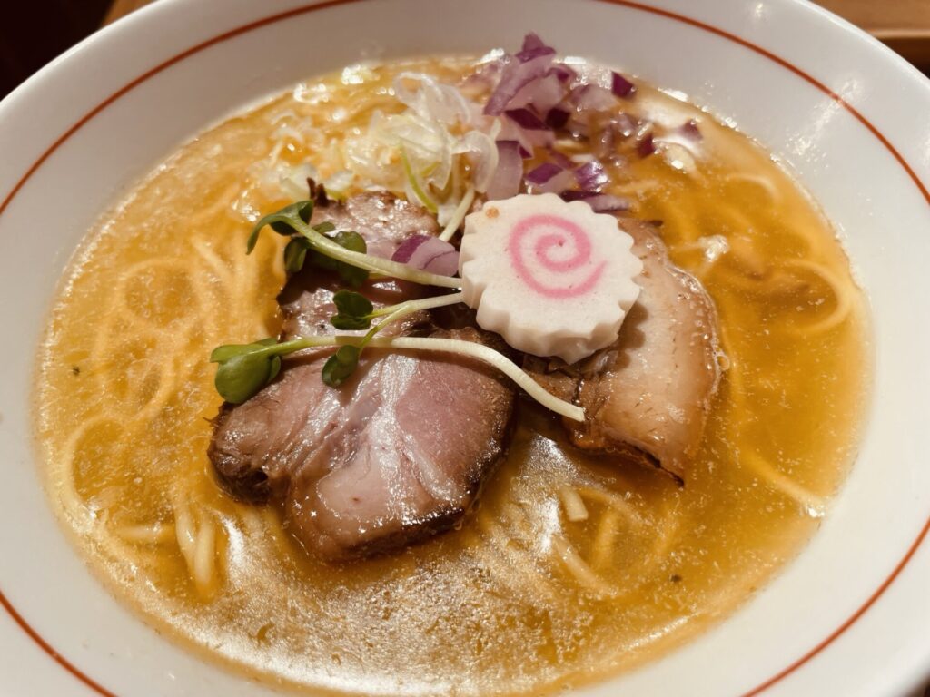 チャーシュー麺専門 中華そばナルト 鶏塩ラーメン④