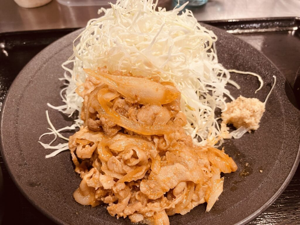 池袋　生姜焼き定食専門店 元気が出る食堂　元気が出る生姜焼き定食②