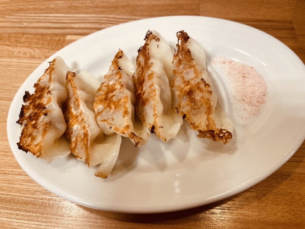 金木 ぽっぽ家 りんごギョーザ
