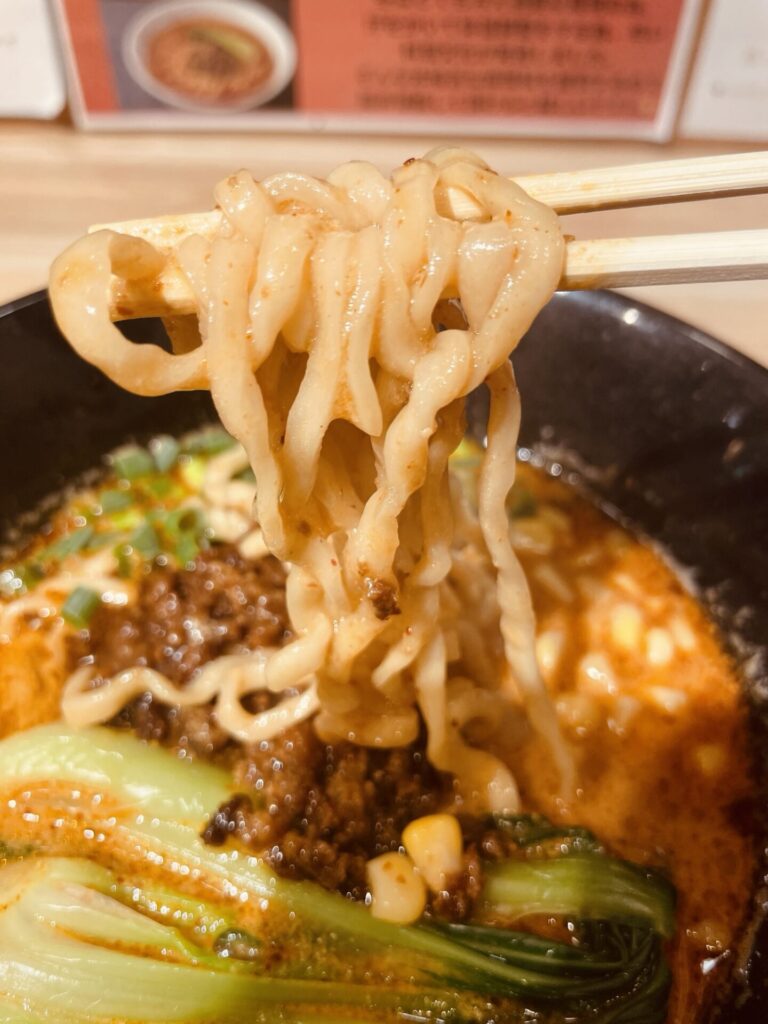 四川NOODLES麻辣亭 坦々麺③